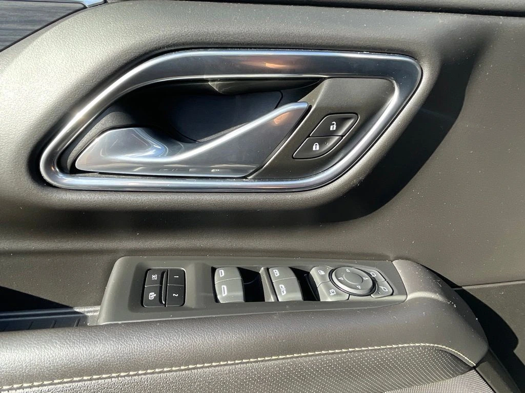 2022 GMC Yukon SLT - Photo 10