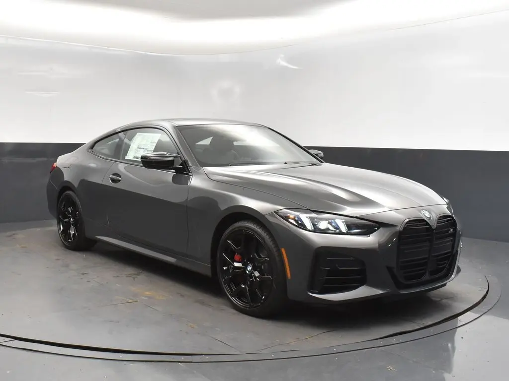 2026 BMW 4 Series M440i's photo