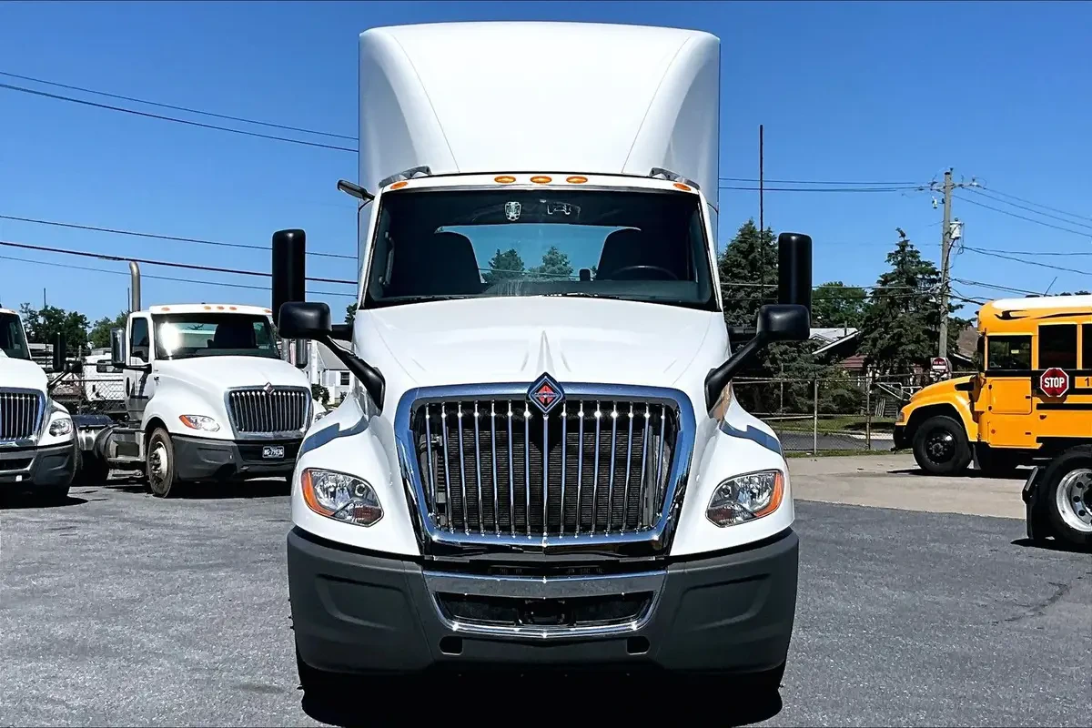 2021 International LT in Allentown, PA — photo 3