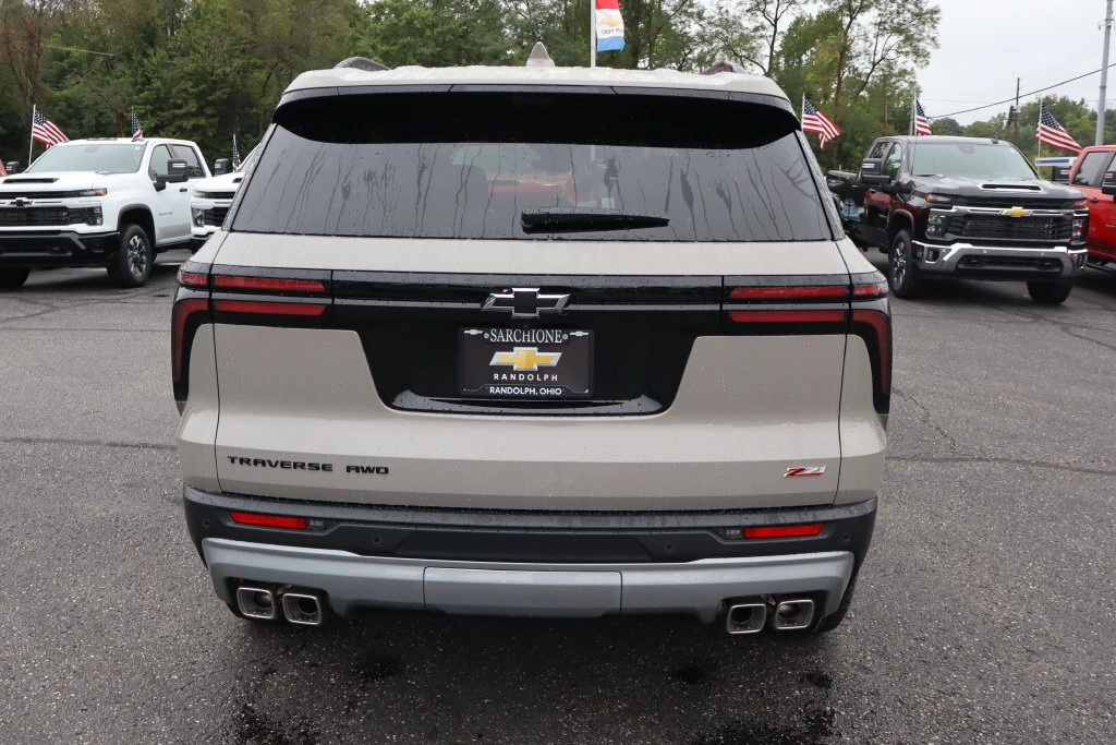 2027 Chevrolet Traverse Z71 - Photo 36