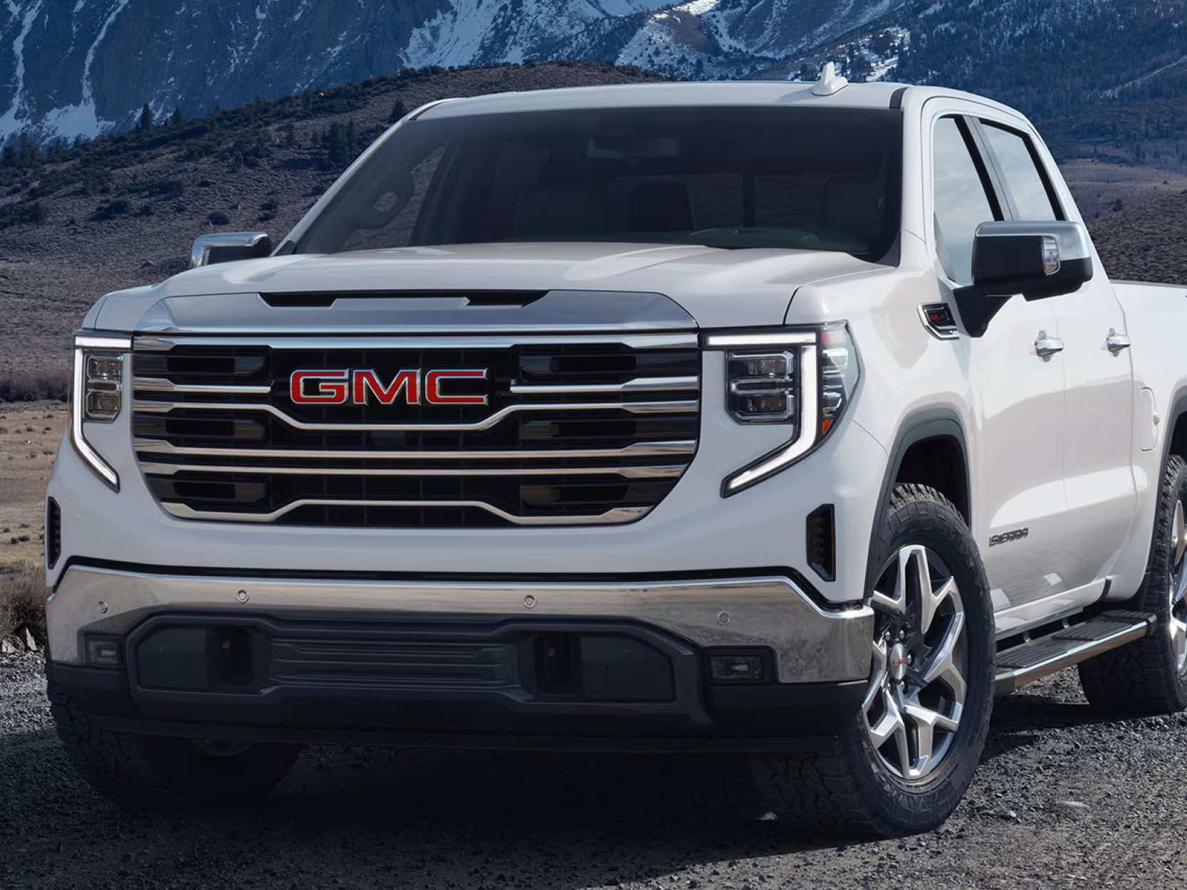 2025 Ram 1500 vs 2025 GMC Sierra 1500