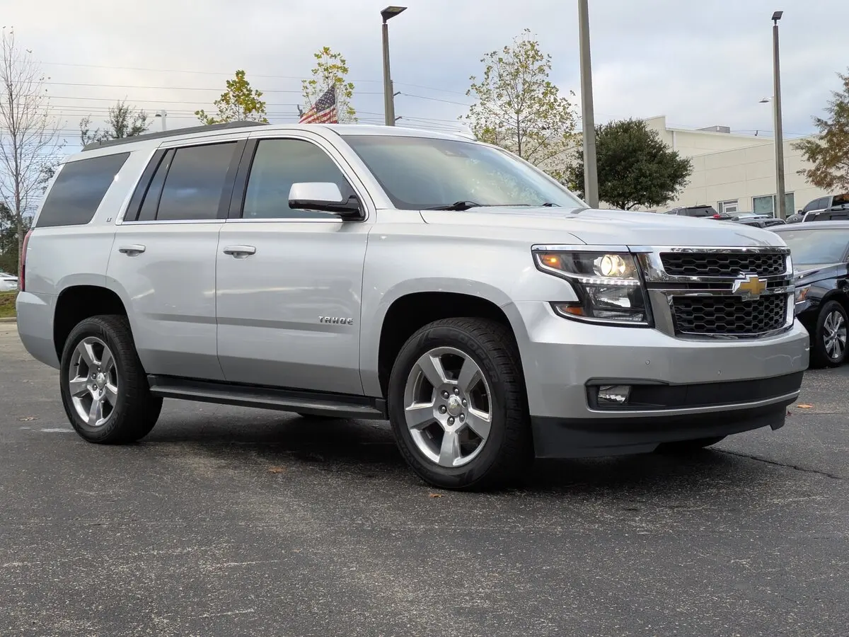 2019 Chevrolet Tahoe LT's photo