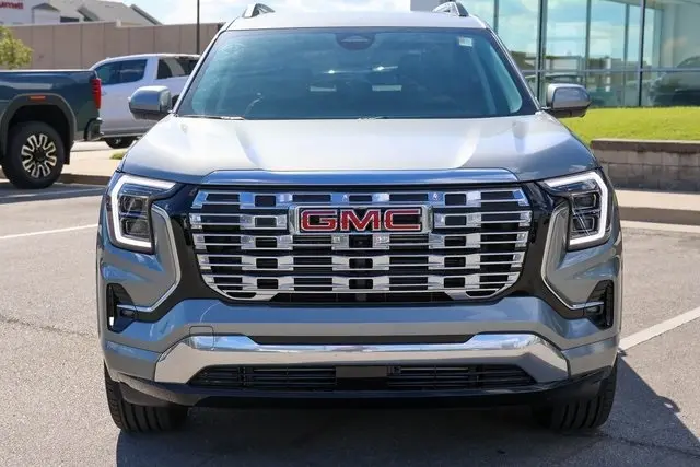 2026 Gmc Terrain Denali photo 2