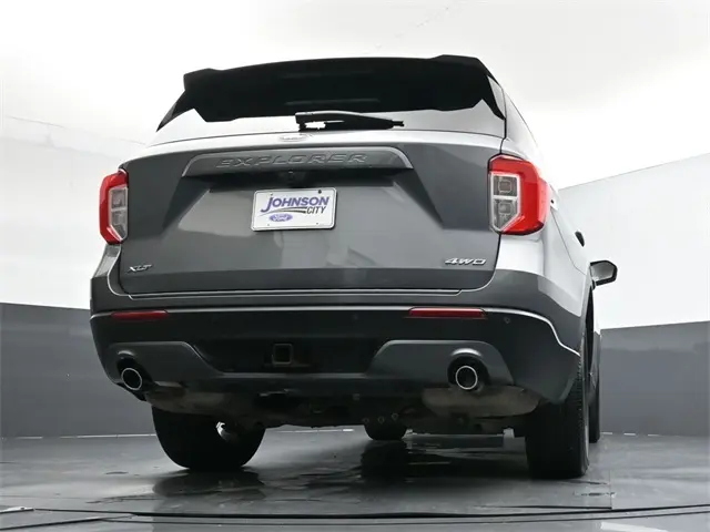 2022 Ford Explorer XLT Sport photo 33