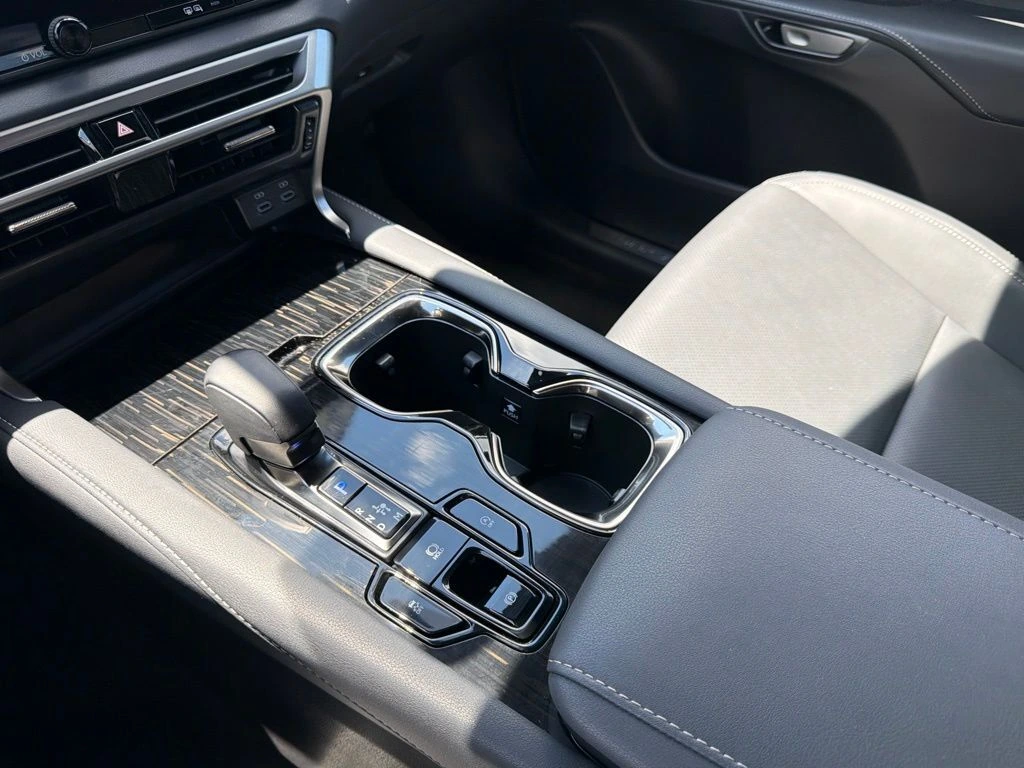 2026 Lexus RX 350 - Photo 15
