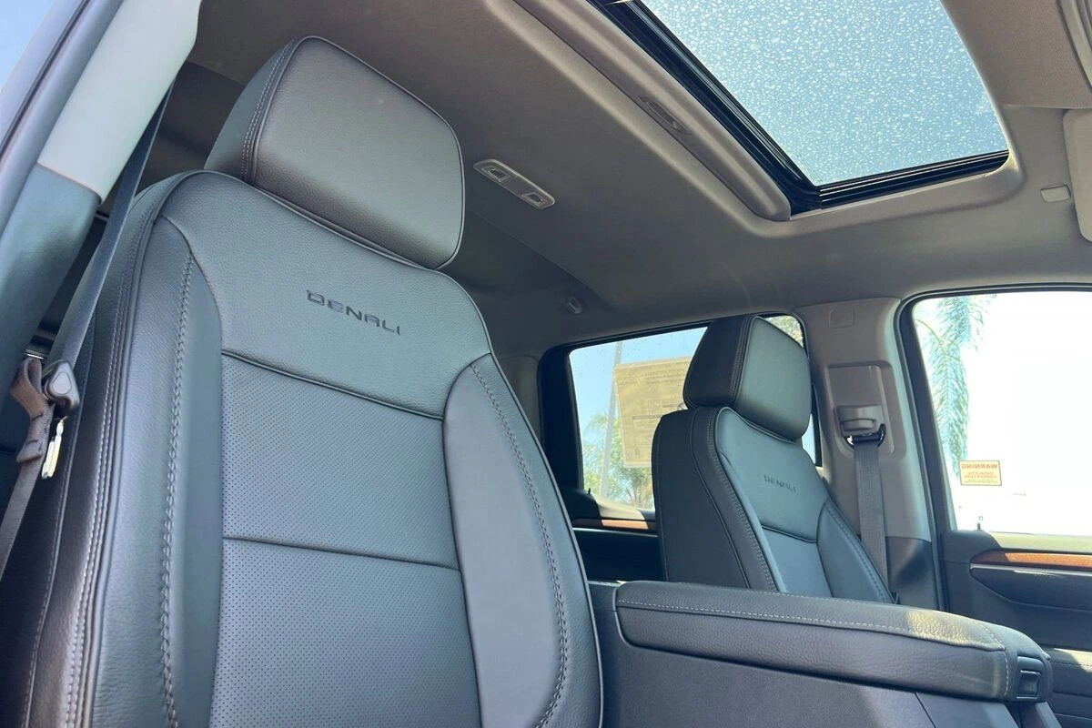 2026 GMC Sierra 1500 Denali - Photo 18