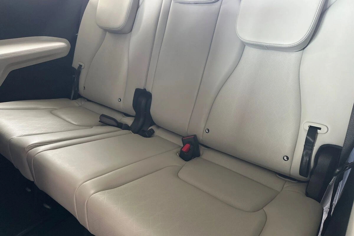 2026 Kia Carnival EX - Photo 15