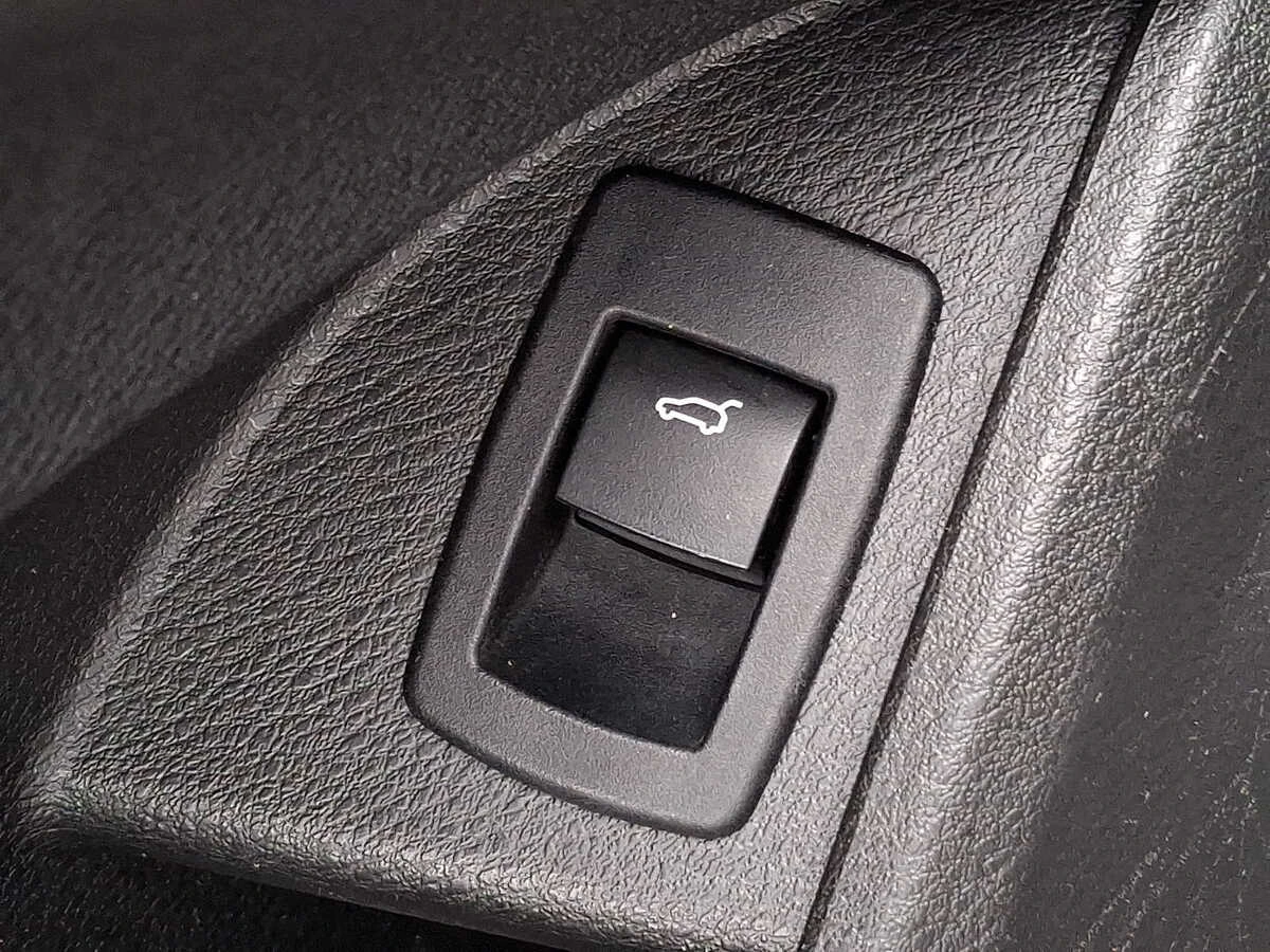 2021 BMW X2 28i - Photo 24