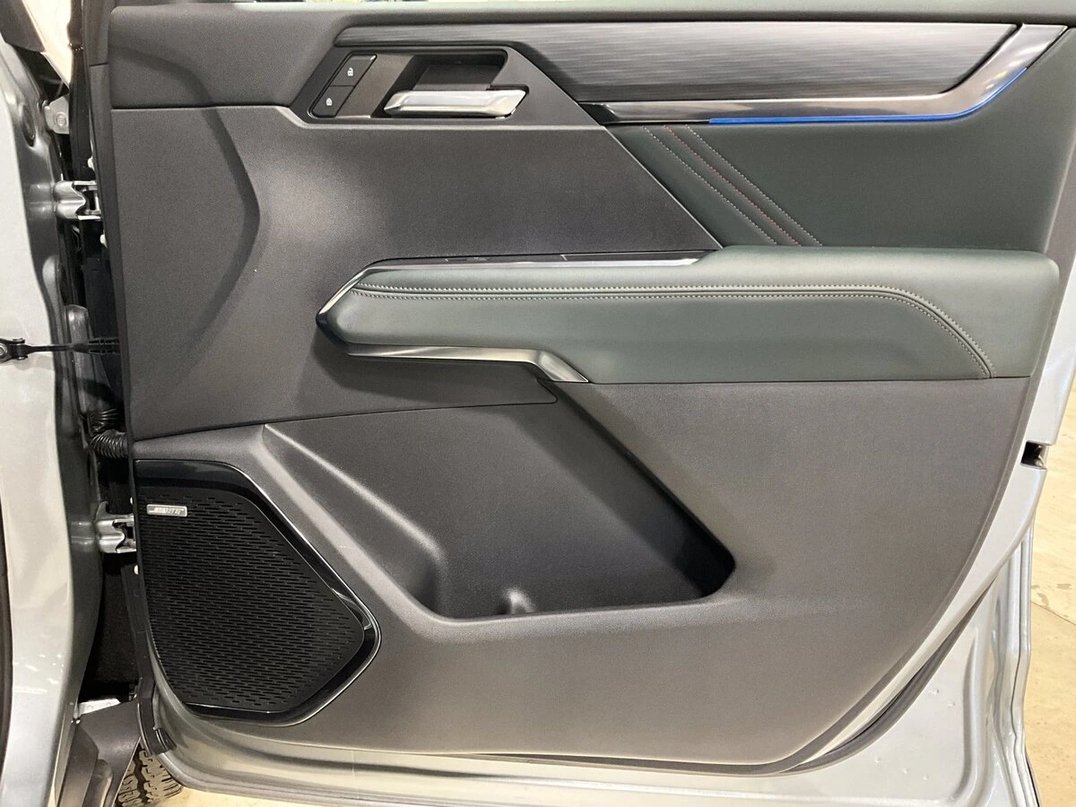 2024 GMC Acadia AT4 - Photo 24