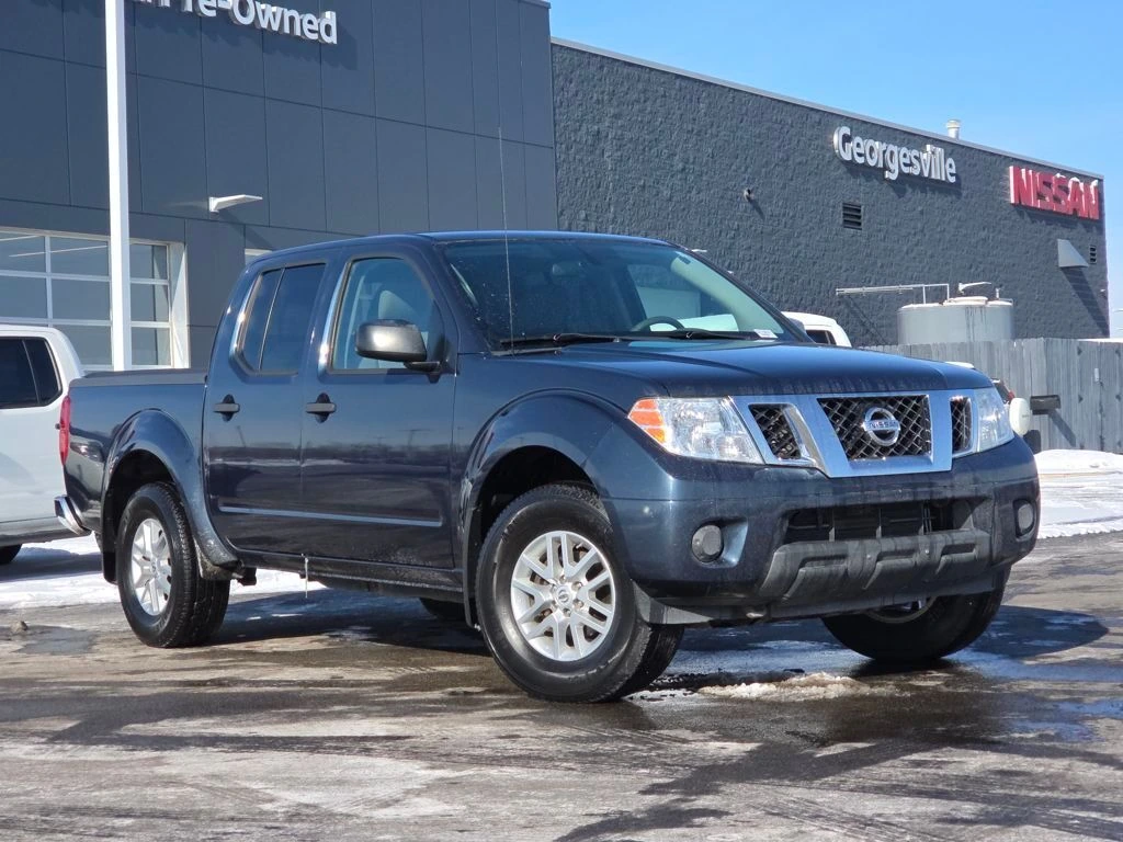 2019 Nissan Frontier SV's photo