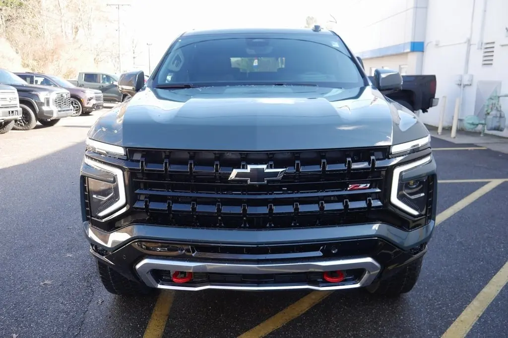 2026 Chevrolet Tahoe Z71 photo 3