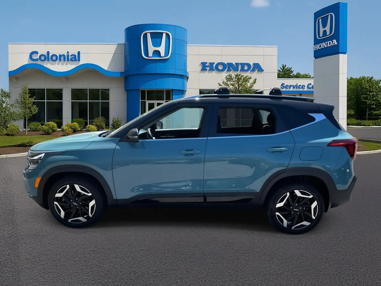 2024 Kia Seltos SX photo 2