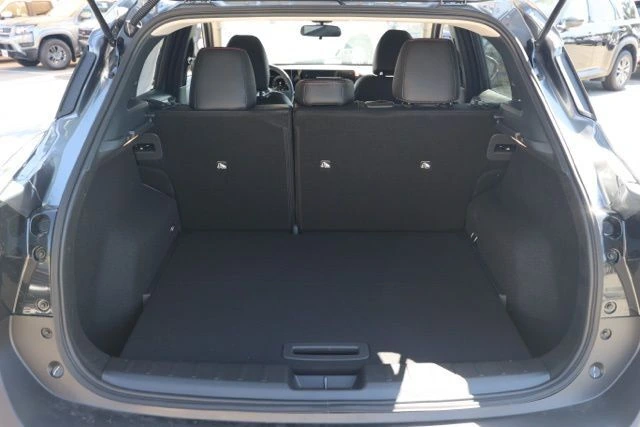 2026 Nissan KICKS SR - Photo 16