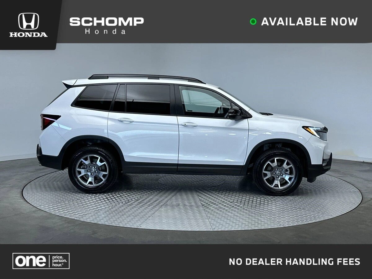 2023 Honda Passport 3.5 TrailSport 4WD Auto's photo
