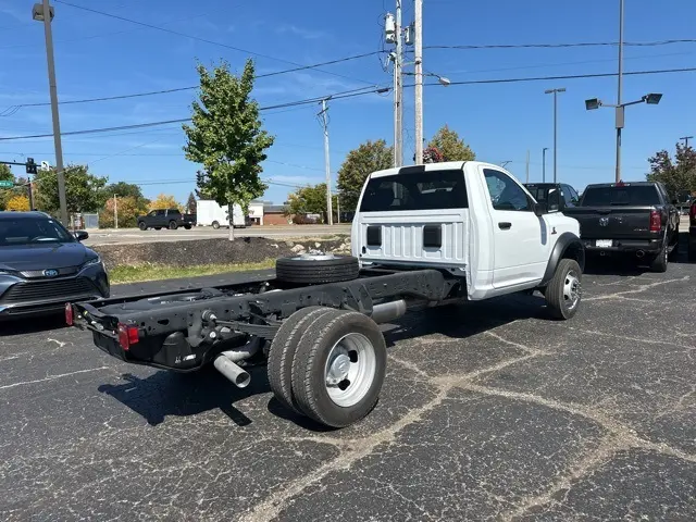 2025 Ram 5500 photo 7