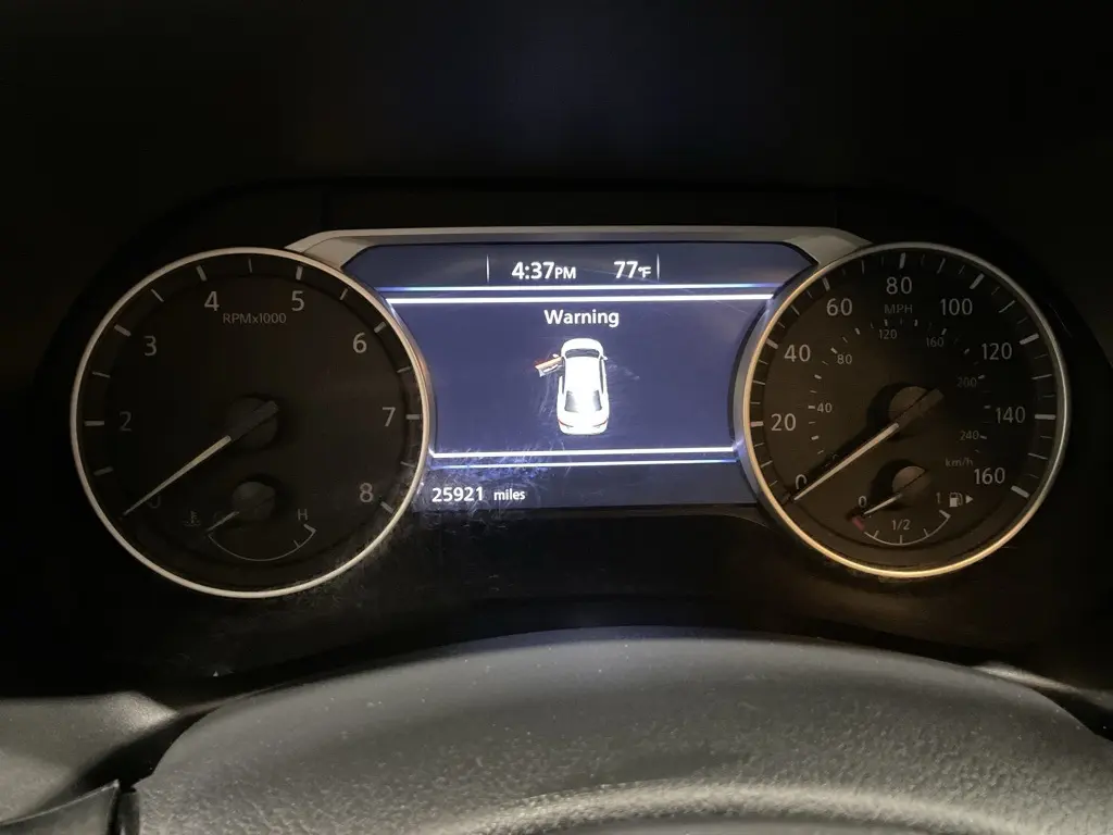 2024 Nissan Sentra SR photo 15