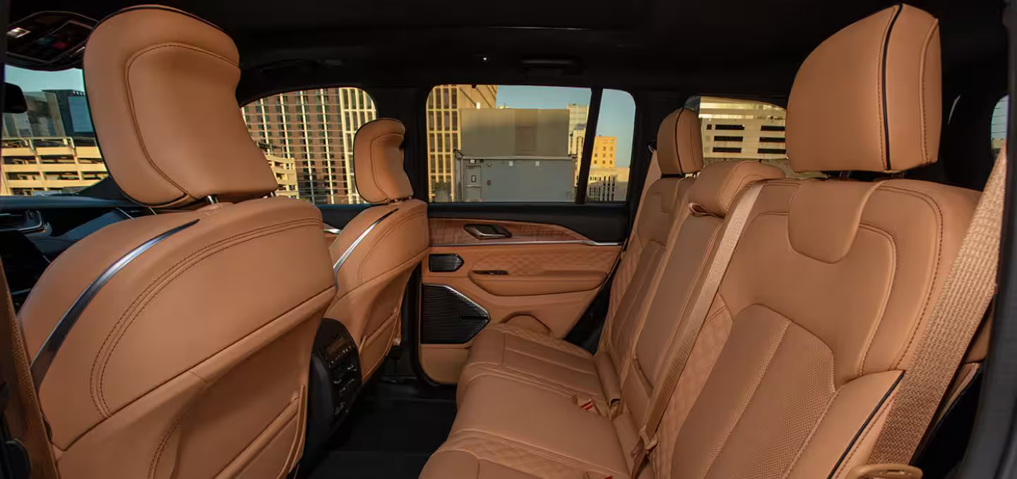 The interior design of a jeep grand cherokee.