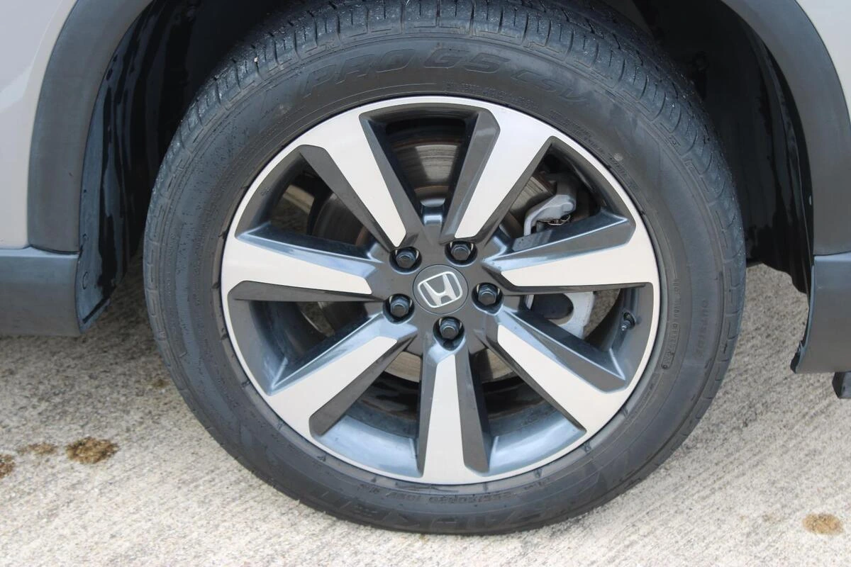2025 Honda Pilot Touring - Photo 12