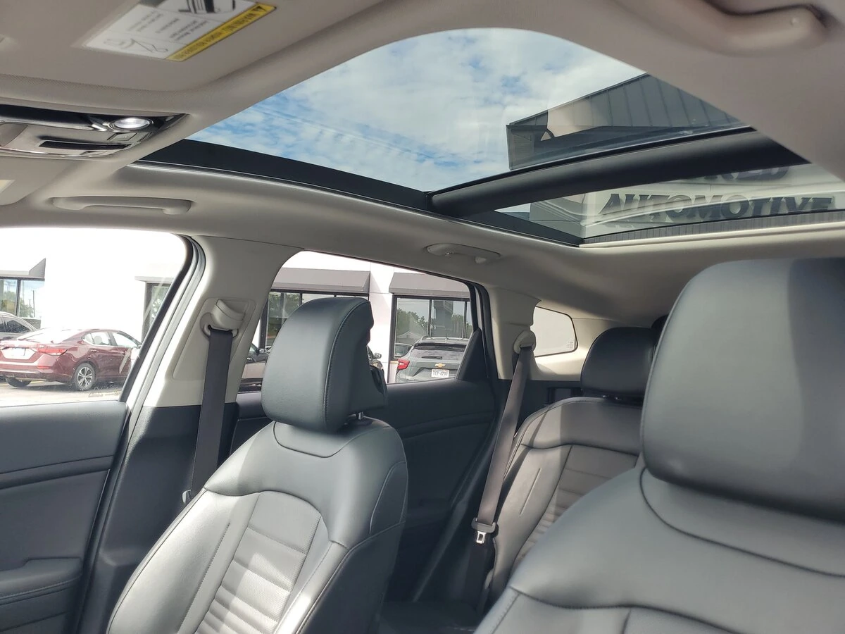 2025 Kia Sportage SX Prestige - Photo 18