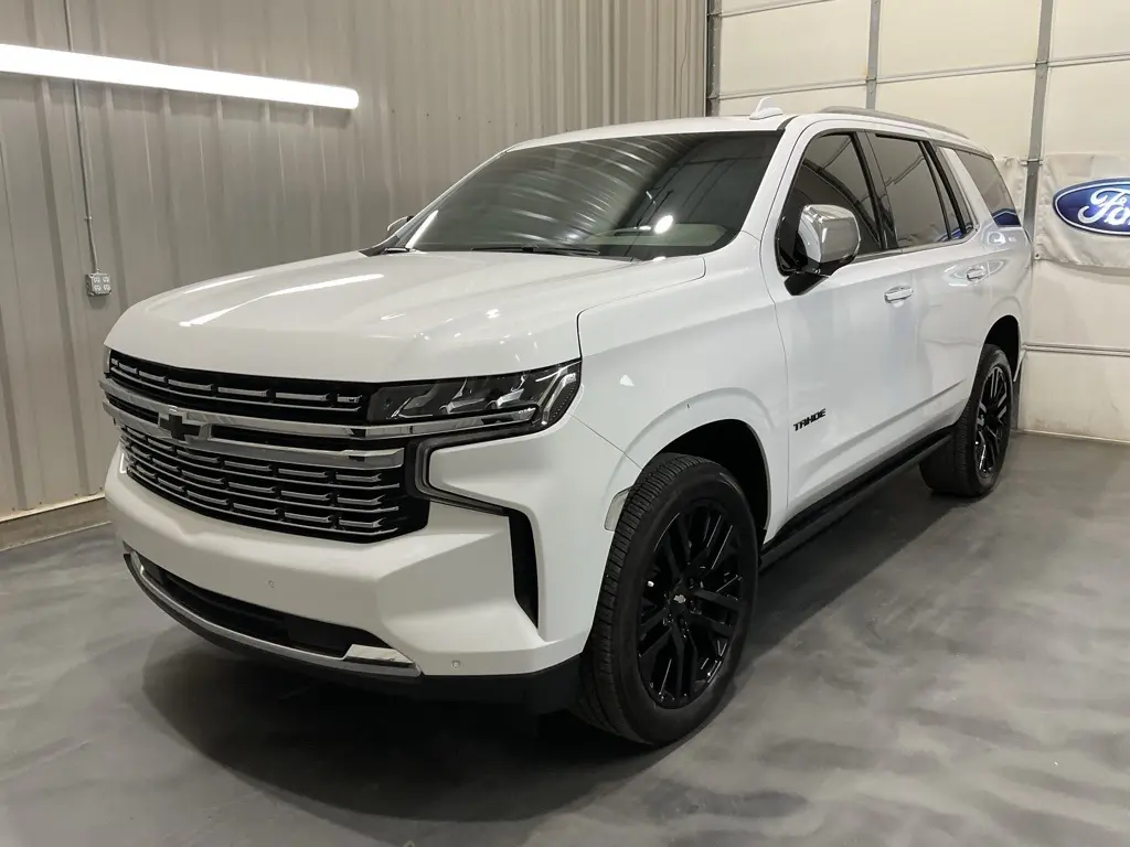 2023 Chevrolet Tahoe Premier photo 3