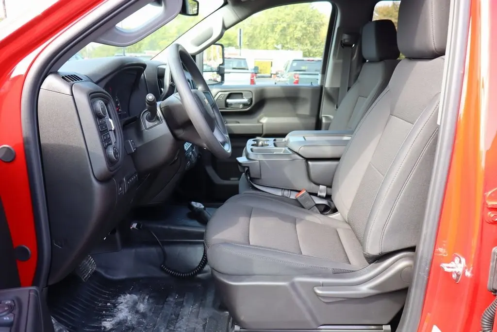 2025 Chevrolet Silverado 2500HD Work Truck Trail Boss photo 3