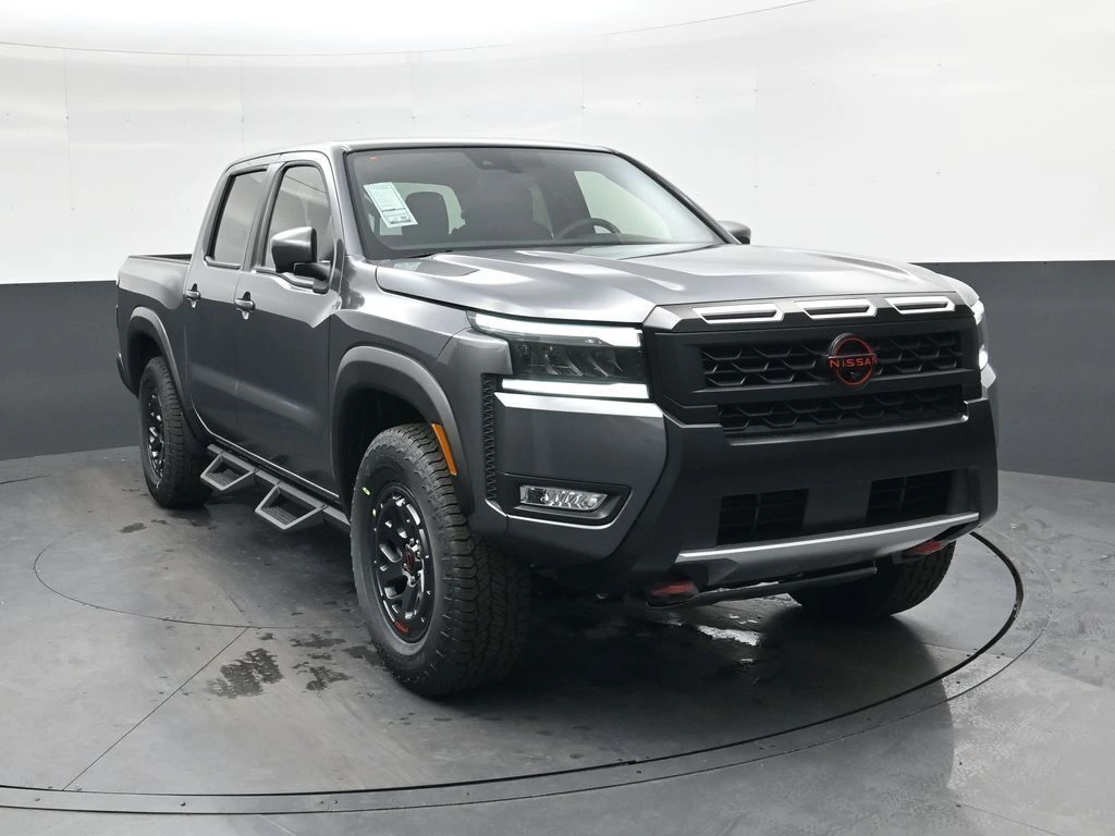 2026 Nissan Frontier PRO-4X's photo