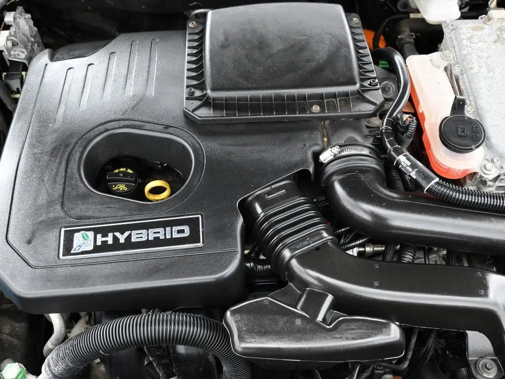 2018 Ford Fusion S Hybrid photo 32
