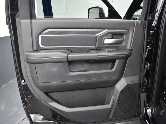 2025 RAM 2500 Big Horn - Photo 31