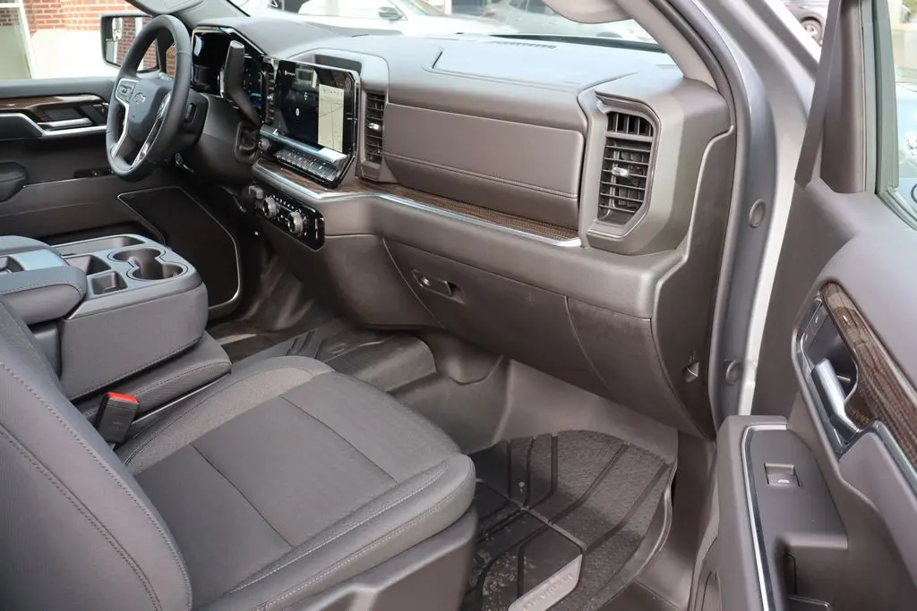 2026 Chevrolet Silverado 1500 RST photo 46