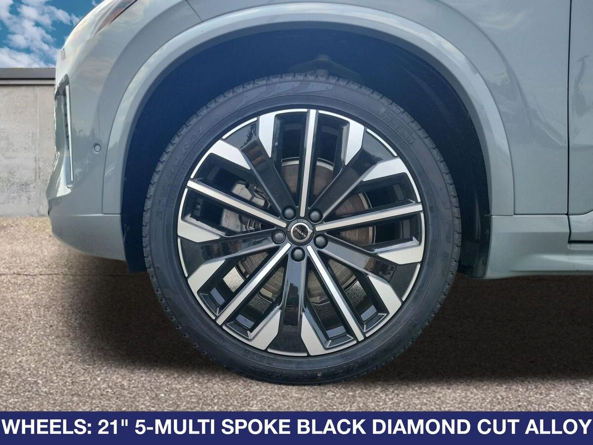 2026 Volvo XC90 Plus - Photo 12