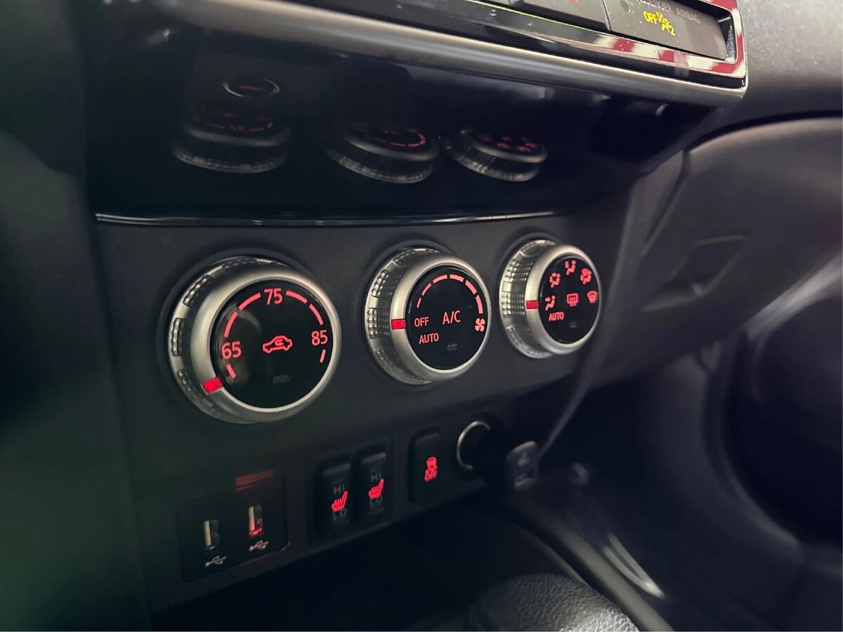 2024 Mitsubishi Outlander Sport SE - Photo 22