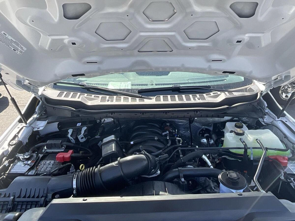 2026 Ford F-350 Super Duty Chassis Cab XL - Photo 21