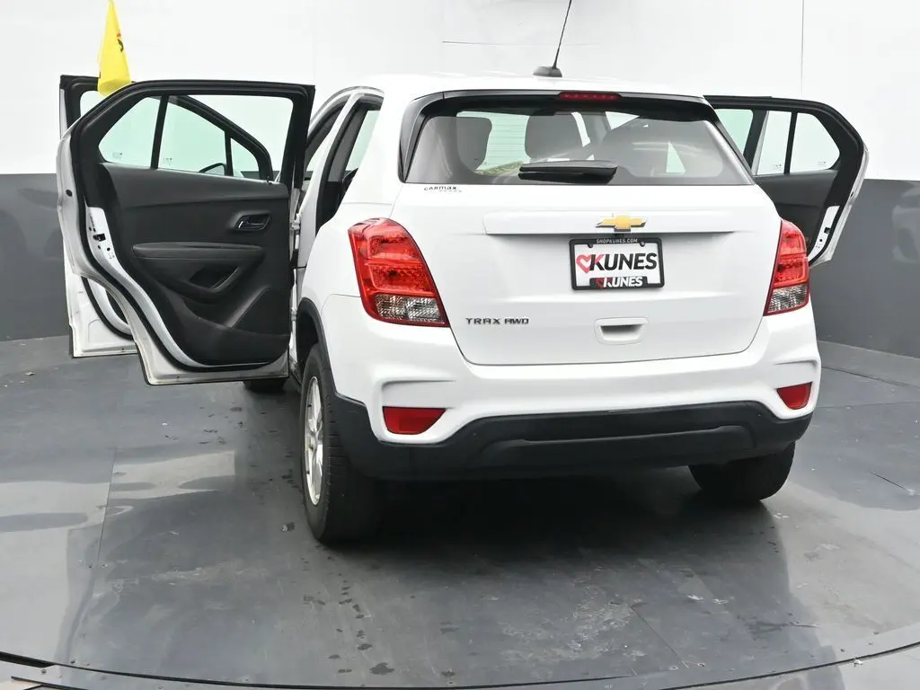 2018 Chevrolet Trax LS photo 41