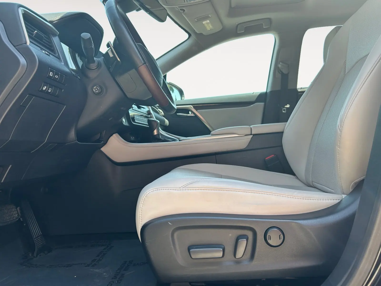 2020 Lexus RX 350 Premium AWD photo 9