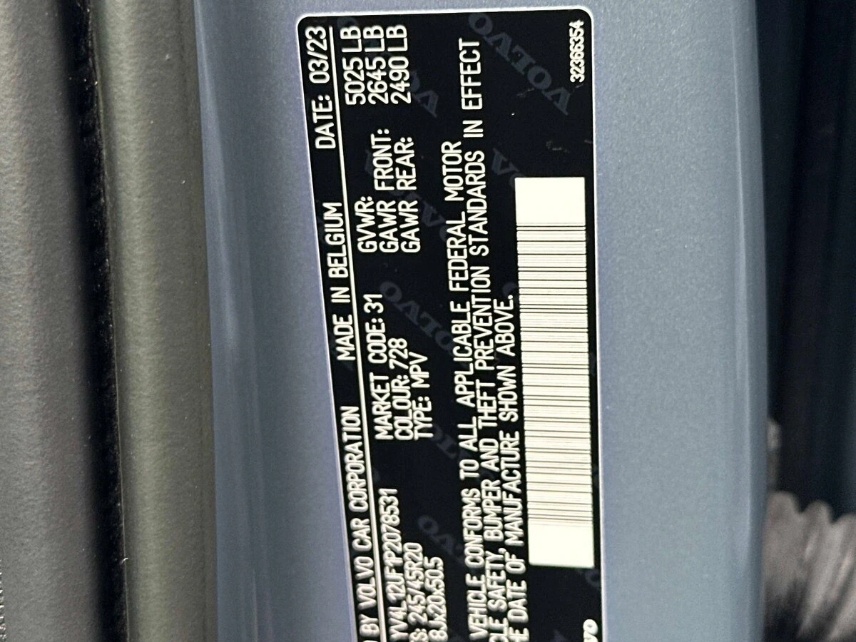 2023 Volvo - image 33