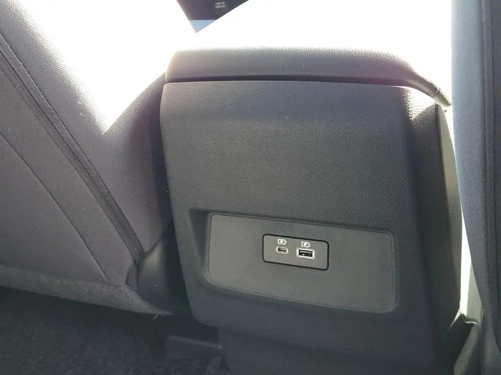 2026 Nissan Frontier SV photo 3