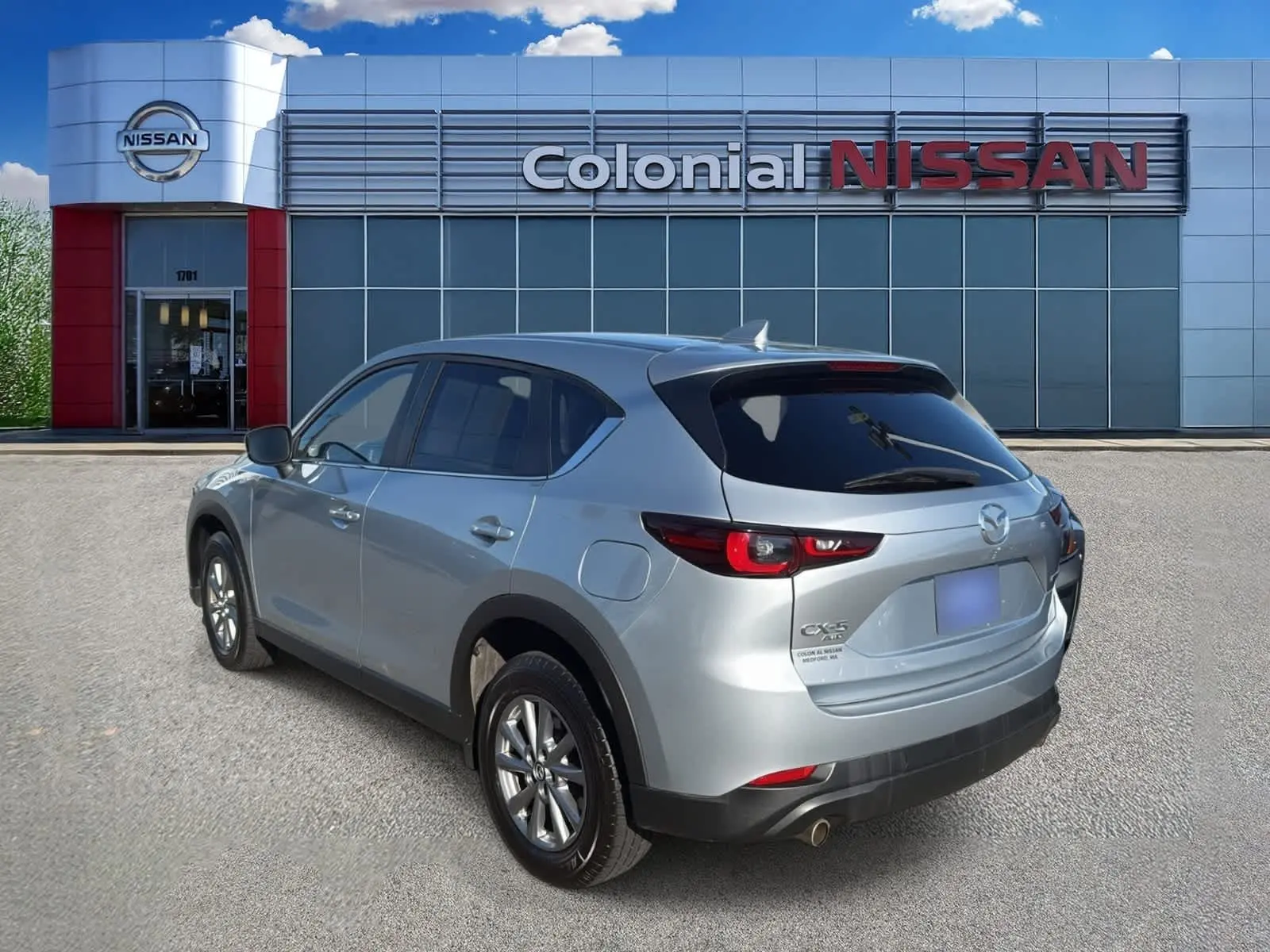 2023 Mazda CX-5 2.5 S Preferred photo 2