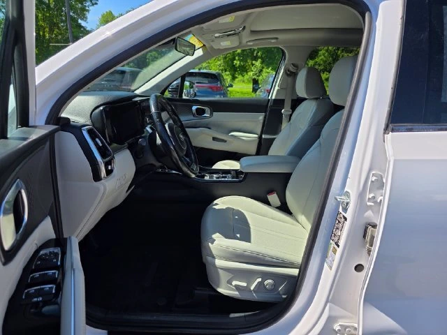 2021 Kia Sorento SX - Photo 17