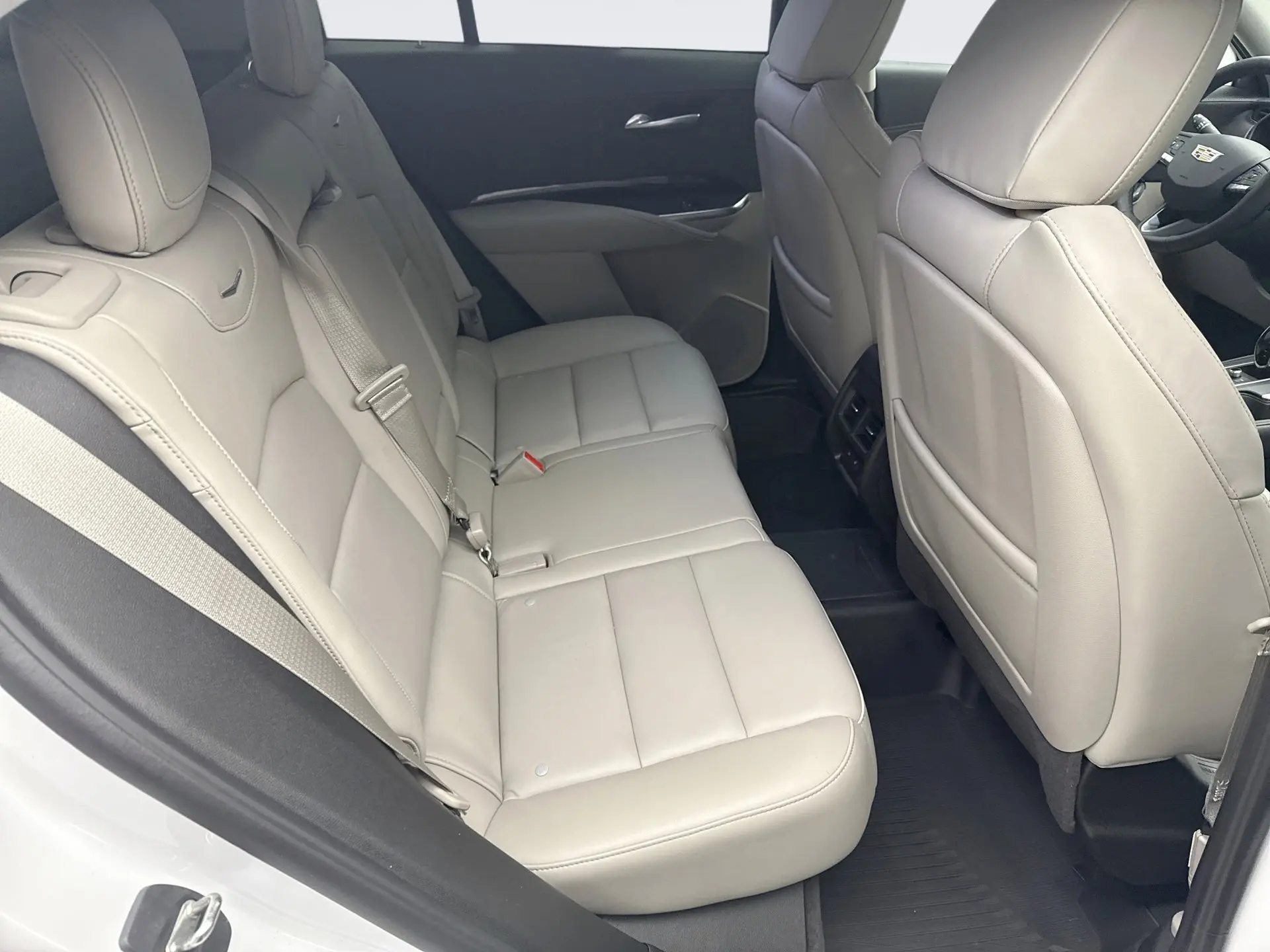 2022 Cadillac XT4 Premium Luxury photo 18