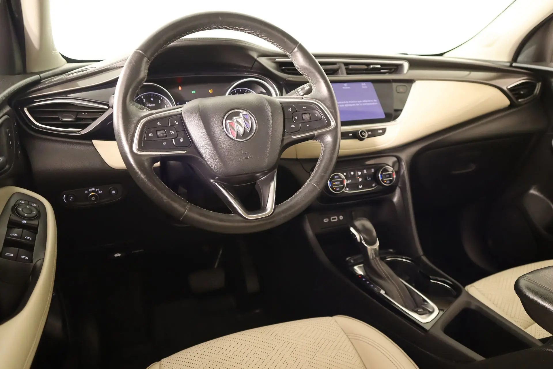 2022 Buick Encore GX Essence photo 2