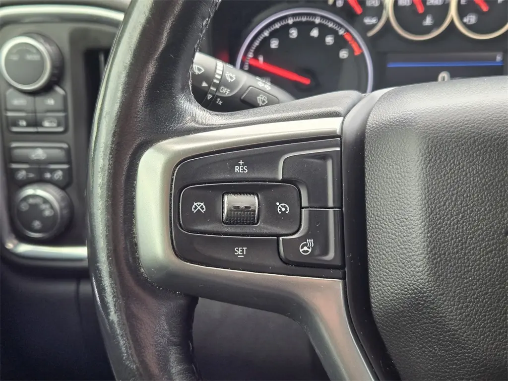 2021 Chevrolet Silverado 1500 LT photo 25