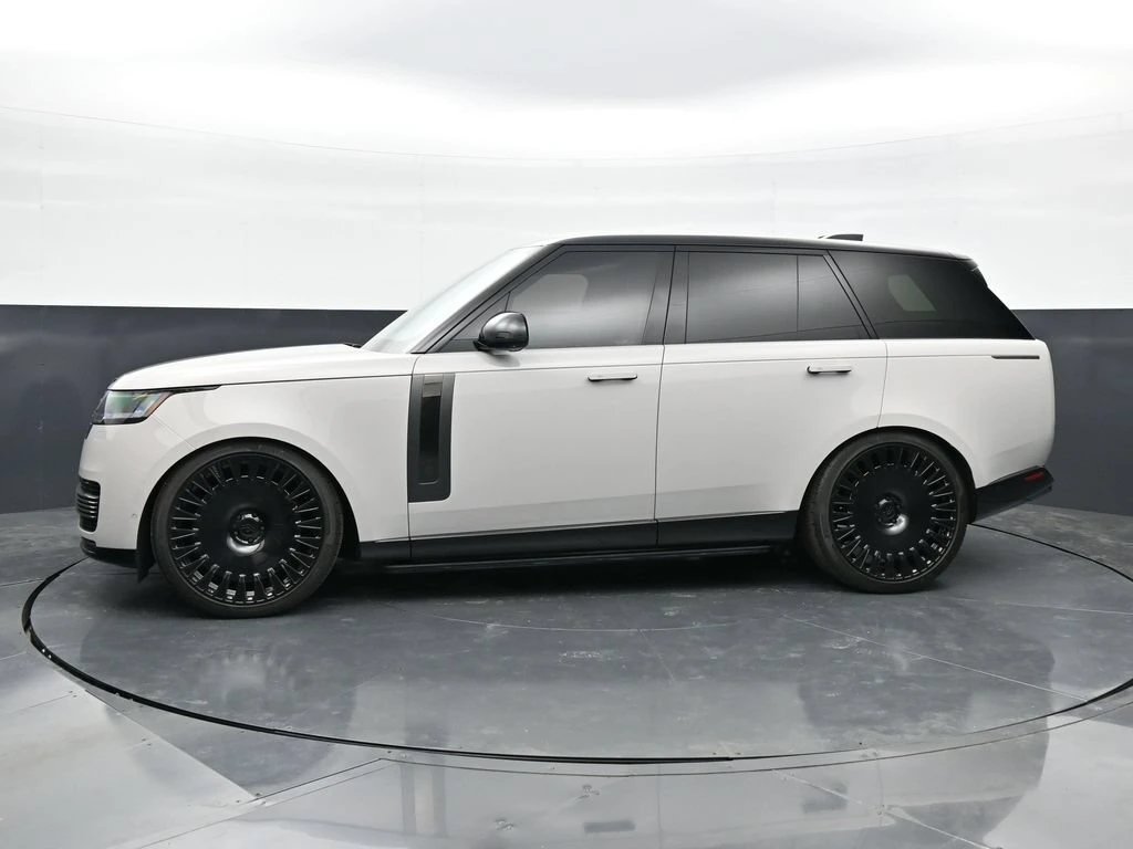 2025 Land Rover Range Rover SV - Photo 6
