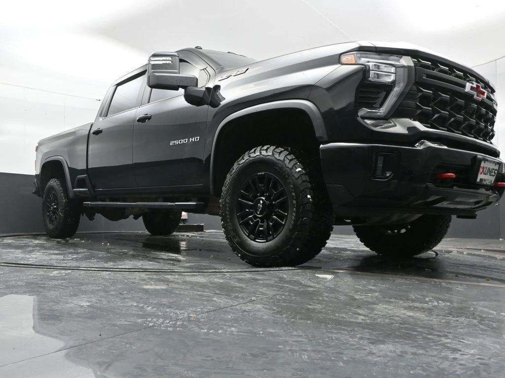 2024 Chevrolet Silverado 2500HD ZR2 - Photo 48