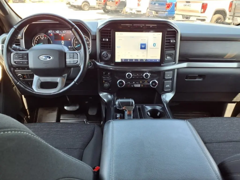 2022 Ford F-150 XLT photo 17