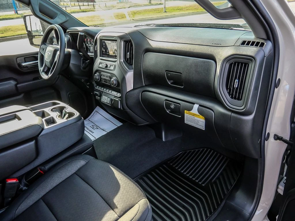 2026 Chevrolet Silverado 2500 HD Custom - Photo 16