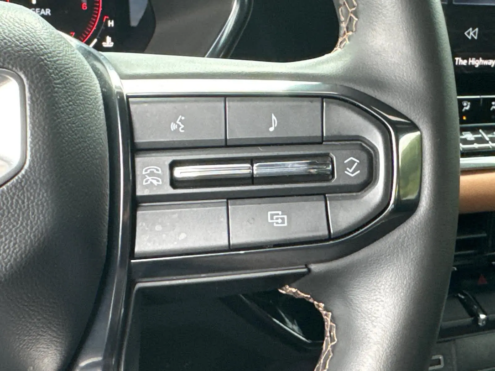 2024 Gmc Canyon AT4 photo 18