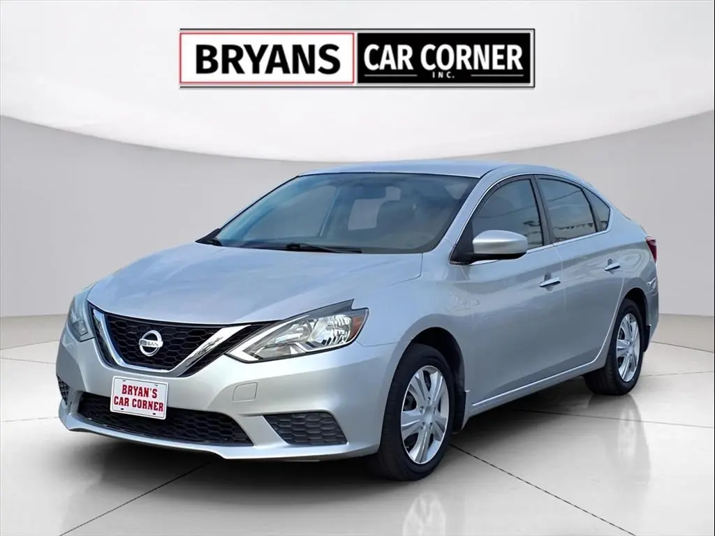 2016 Nissan Sentra S's photo
