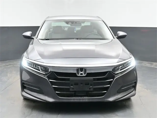 2019 Honda Accord LX photo 3