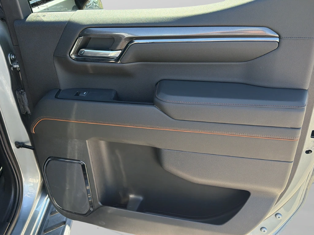 2024 GMC Sierra 1500 AT4 - Photo 11