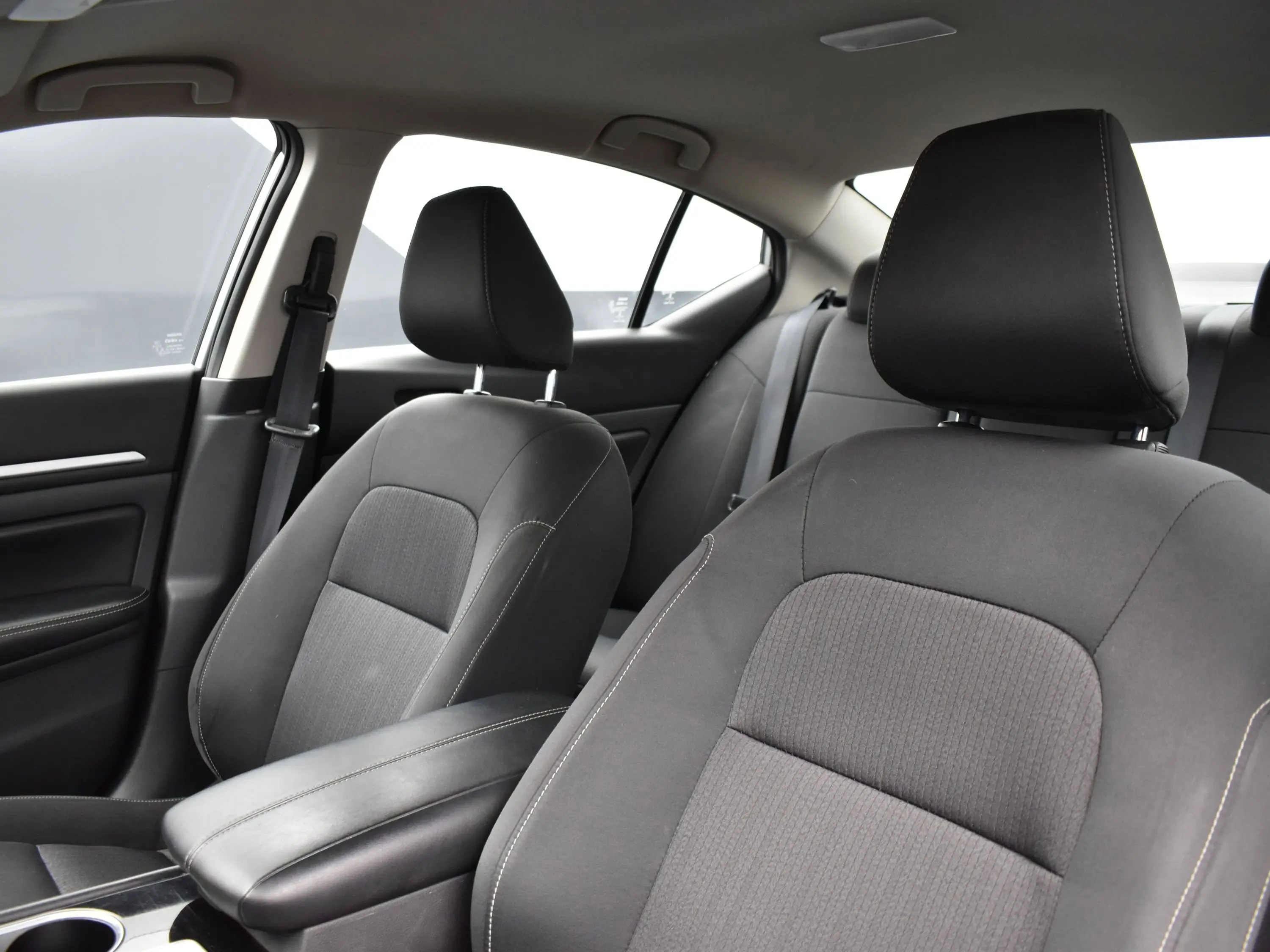2023 Nissan Altima 2.5 SV photo 16